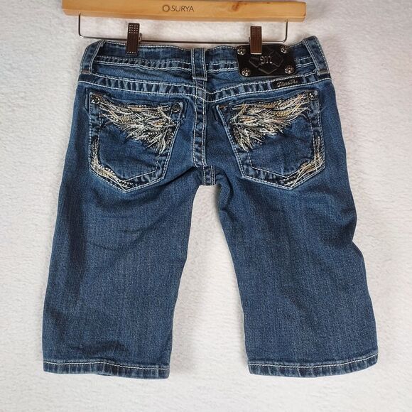 Miss Me Women’s Bermuda Jean Shorts Size 25 Medium Wash JP5724M2 Embellished - Picture 2 of 12